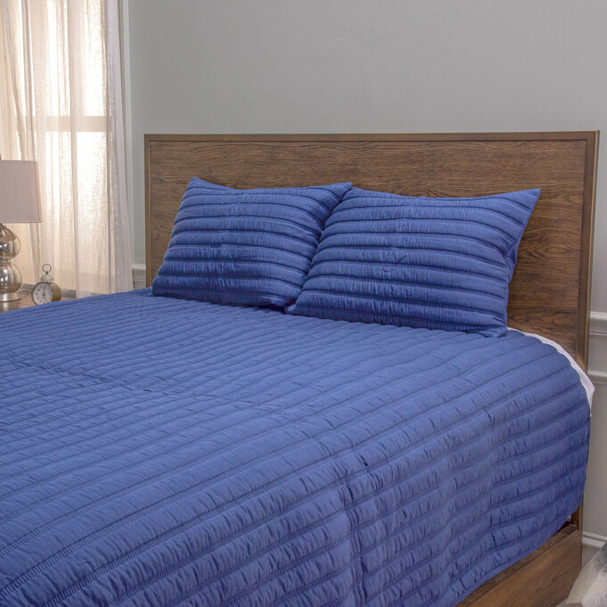 Blackberry Grove Blue King Quilt and Shams